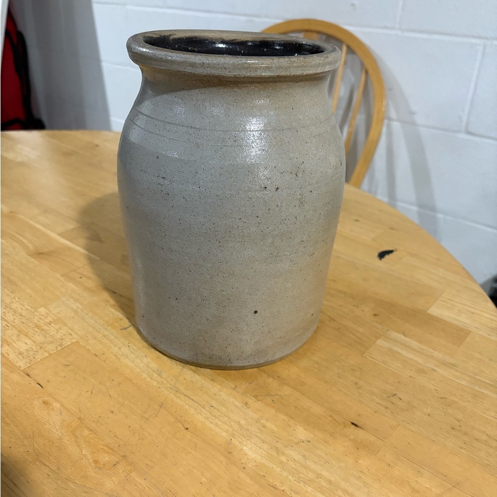 Stoneware Ceramic Crock Vase in Natural Gray